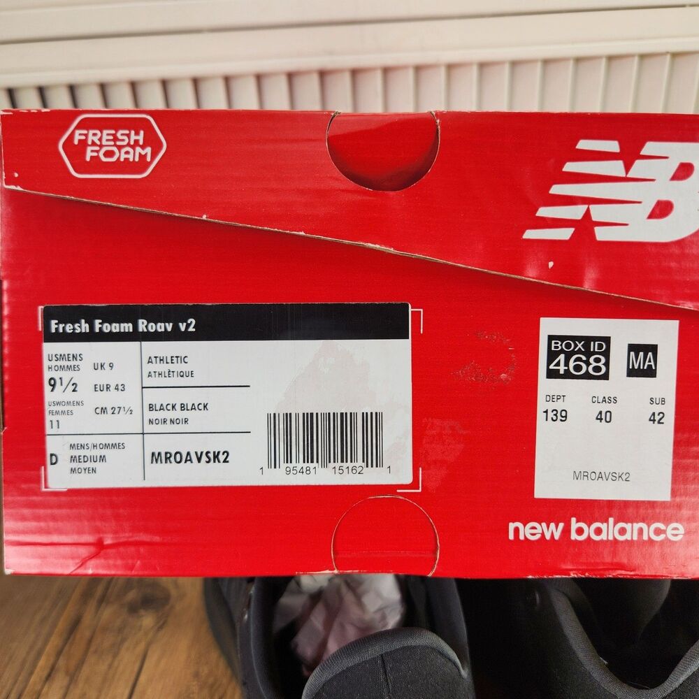 New Balance Men’s Black Athletic Running Shoes - Picture 11 of 11